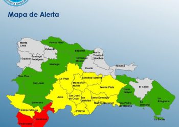 COE aumenta a 24 las provincias en alerta por efectos del huracán Beryl