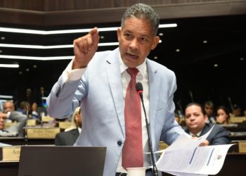 Eugenio Cedeño fue excluido de la comisión que estudia el Código Penal