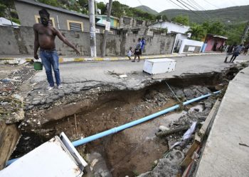 Cuatro municipios del sur de Jamaica devastados tras paso del huracán Beryl