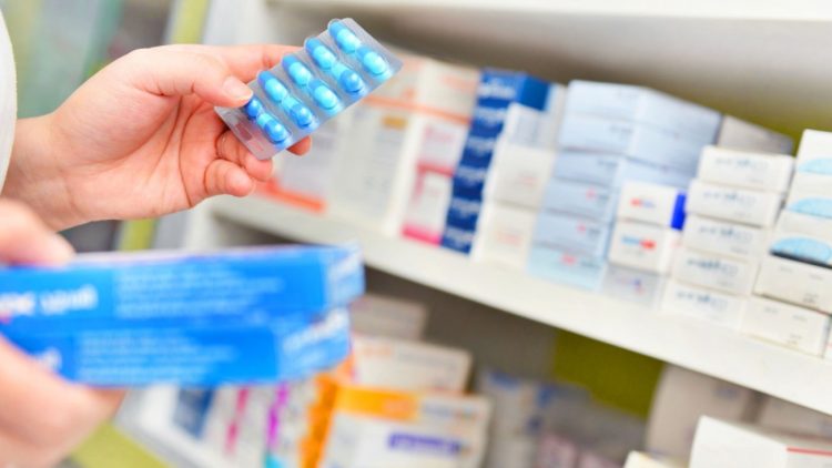 Gobierno anuncia licitación por RD$3,020 millones para adquirir medicamentos de alto costo