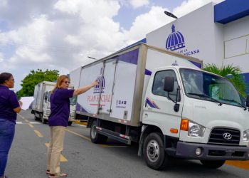 Plan Social refuerza centros de acopio en provincias bajo alerta por huracán Beryl