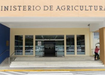 Ministerio de Agricultura activa plan de contingencia preventivo por huracán Beryl