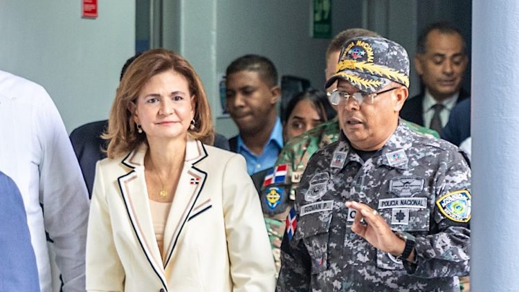 Raquel Peña encabeza reunión de seguimiento al Plan de Seguridad Ciudadana