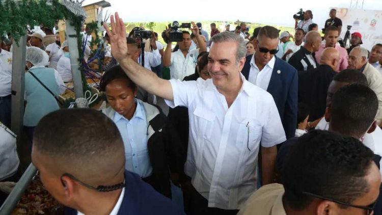 Presidente Abinader inaugurará obras este fin de semana en Constanza y Santiago