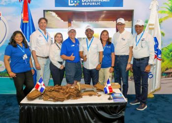 RD exhibe avances en aviación privada en feria de Estados Unidos