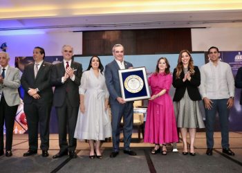 Organización Iberoamericana de Seguridad Social reconoce al presidente Abinader