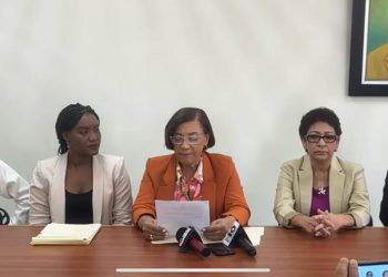 Amparo Custodio renuncia a vicealcaldía de La Vega y se niega a sustituir a Kelvin Cruz