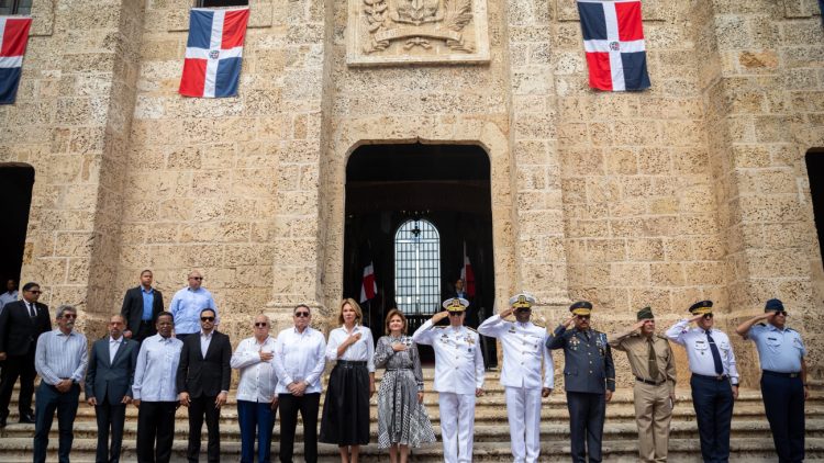 Vicepresidenta encabeza acto conmemorativo por los 50 años del Panteón de la Patria