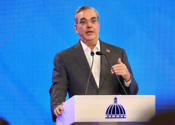 Presidente Abinader dice Ley de Responsabilidad Fiscal será un hito de transparencia para el país
