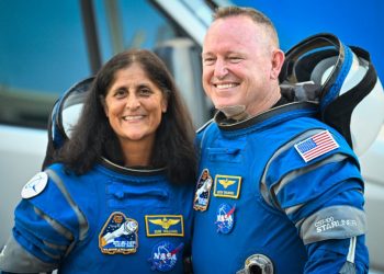 Astronautas atrapados en el espacio podrían no regresar a la Tierra hasta el año 2025