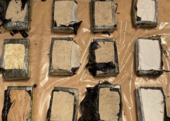 Tres de los paquetes encontrados en embarcación con osamentas corresponden a cocaína