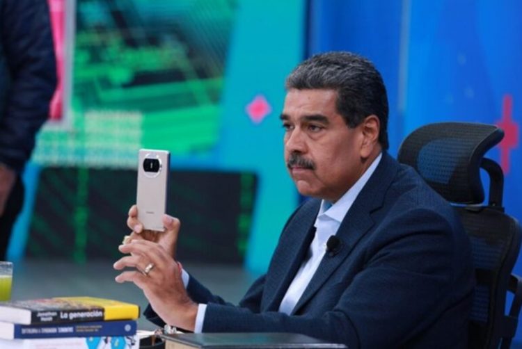 Nicolás Maduro acusa a WhatsApp de entregar “base de datos” de Venezuela a los opositores
