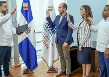 Paíno Henríquez juramenta a nuevos viceministros de Medio Ambiente