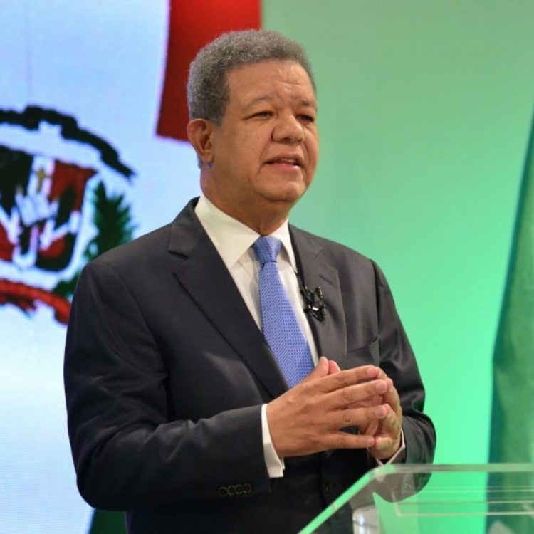 Leonel Fernández cumple 71 años este jueves