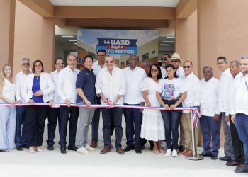 Presidente Abinader asegura está convirtiendo la UASD en una verdadera institución nacional