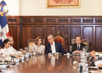 Abinader y Raquel Peña encabezan primer Consejo de Ministros de su segundo mandato