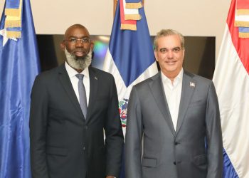 Presidente Abinader sostiene reunión bilateral con primer ministro de Curazao
