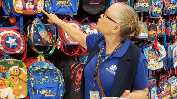 Pro Consumidor dice vigilará comercios para evitar engaños en venta de útiles escolares