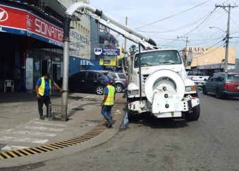 Alcaldía DN despliega operativos preventivos de limpieza para mitigar efectos de las lluvias