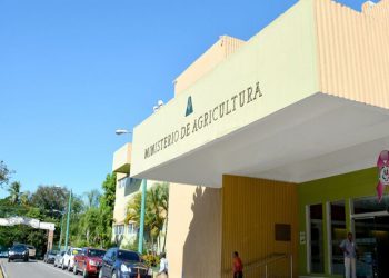 Ministerio de Agricultura remozará instalaciones agrícolas en todo el país