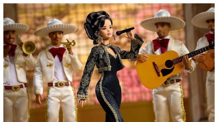 Mattel lanza una muñeca Barbie inspirada en el cantautor Juan Gabriel