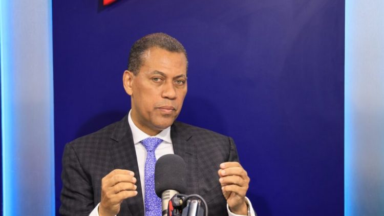 Abinader designa a Guido Gómez Mazara como presidente del Indotel