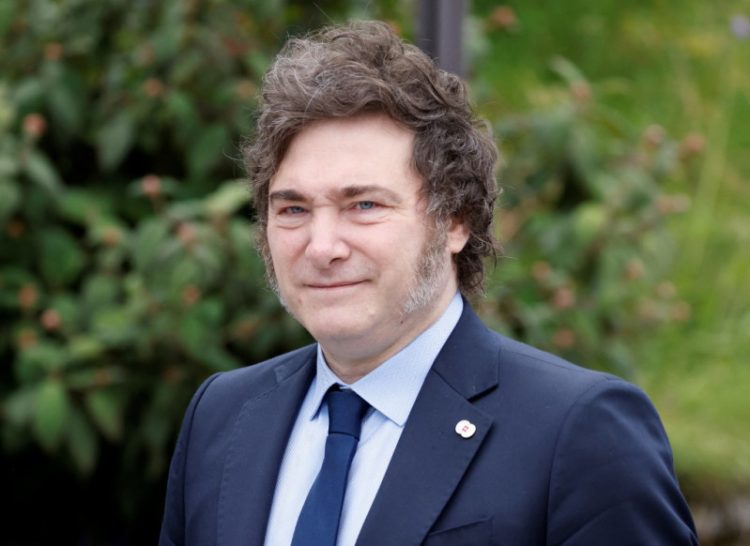 Fiscalía de Venezuela solicita a la Interpol emitir de una “alerta roja” contra Javier Milei