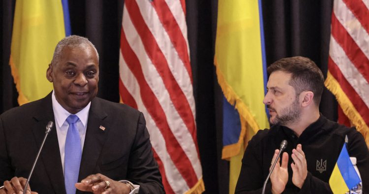 Secretario de Defensa de EE.UU. anuncia nuevo paquete de ayuda de US$250 millones para Ucrania