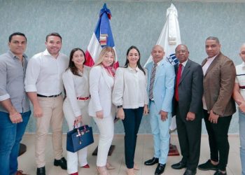 Propietarios de centros nocturnos se comprometen con Interior y Policía a cumplir normativas