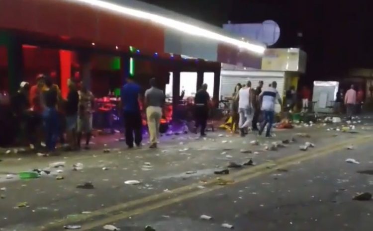 Accidente en Azua deja al menos 10 muertos y más de 30 heridos
