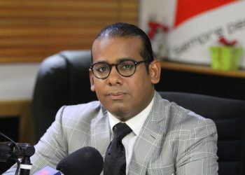 Diputado denuncia que varias instituciones están cancelando empleados por motivos políticos