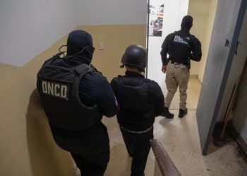 Extraditan a dominicano acusado de tráfico de fentanilo en Estados Unidos