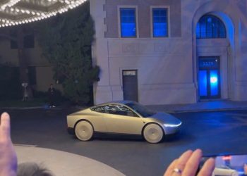 Elon Musk presenta el Cybercab, el robotaxi autónomo de Tesla