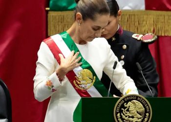 Claudia Sheinbaum se convierte en la primera mujer en asumir la presidencia de México