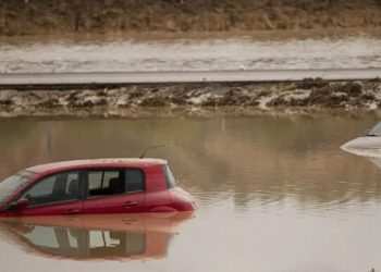 España declara tres días de luto oficial tras las fuertes inundaciones