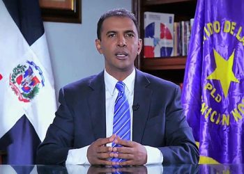 Domingo Contreras renuncia al PLD