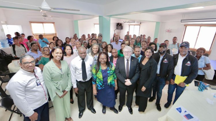 Lanzan campaña de concienciación sobre el uso responsable de fuegos artificiales