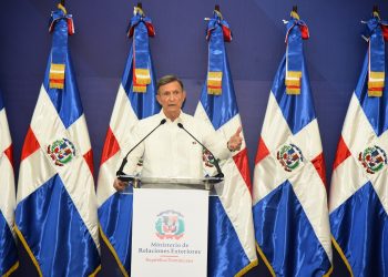 Roberto Álvarez reprocha la “difusión irresponsable” de datos falsos sobre visas en Haití