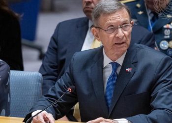 Roberto Álvarez califica de insensata la solicitud de detener repatriaciones de haitianos