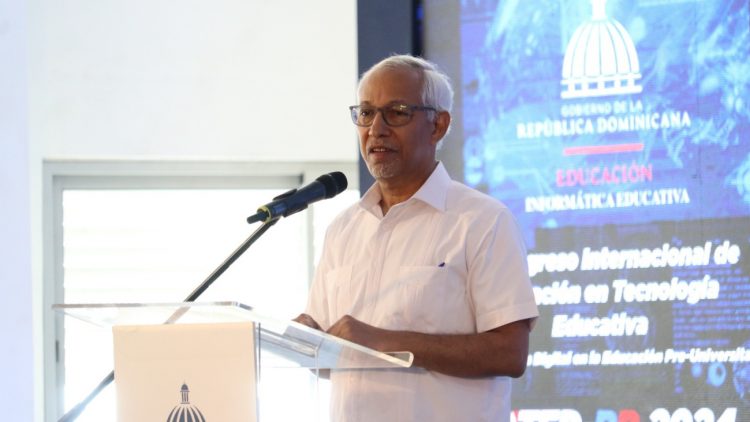 Ministro de Educación anuncia que impulsará el uso de la tecnología en proceso educativo
