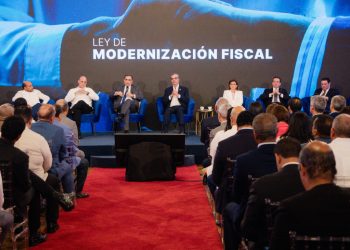 Gobierno presenta proyecto de ley de reforma fiscal
