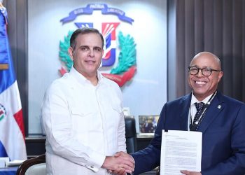 Poder Ejecutivo deposita Ley de Modernización Fiscal en Congreso Nacional