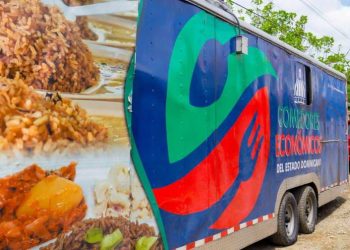 Comedores Económicos dará comida a inmigrantes retenidos en centros de Migración