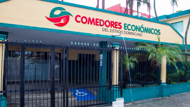 Comedores Económicos continúa dando asistencia a comunidades afectadas por lluvias
