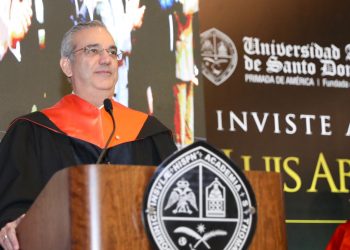 UASD otorga Doctor Honoris Causa al presidente Abinader