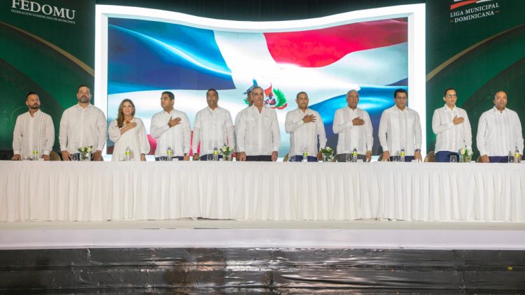 Abinader reitera mantiene las puertas abiertas para trabajar con gobiernos municipales