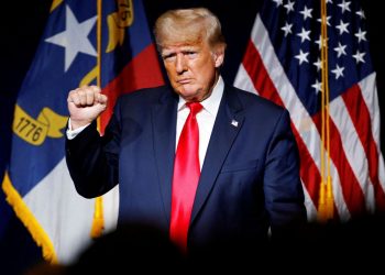 Trump anuncia que EE.UU. hundió otra embarcación con seis “narcoterroristas” en el Caribe