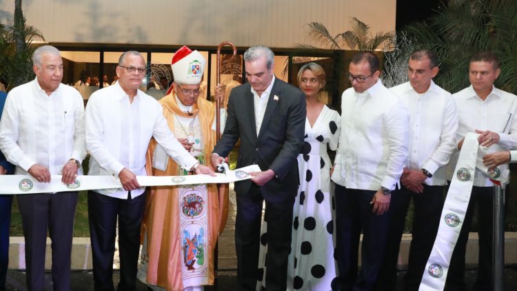 Presidente Abinader inaugura capilla del Cuerpo de Seguridad Presidencial