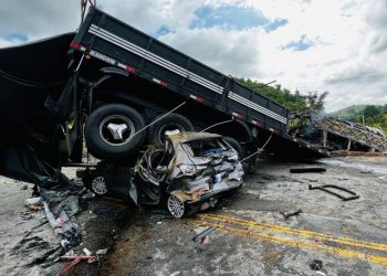 Accidente de tres vehículos en Brasil deja 41 muertos