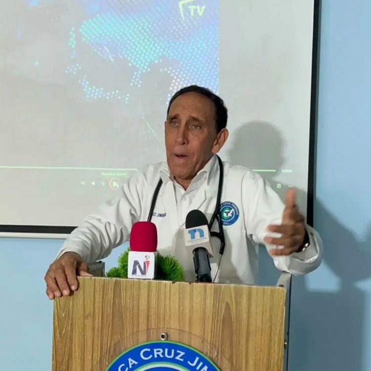 Doctor Cruz Jiminián denuncia que usan su nombre e imagen en falso estimulante sexual